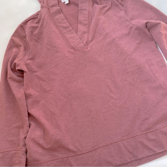 Garnet Hill Women's Dusty Red Favorite High-Low Hoodie Size Small - Picture 7 of 9